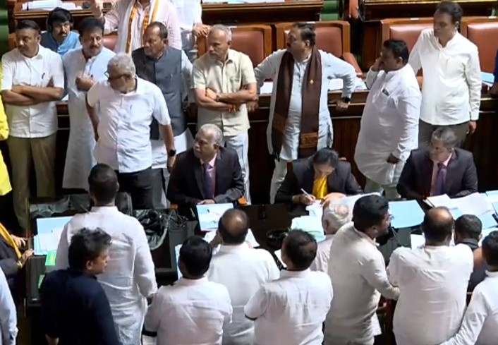 Bjp asking for resignation of minister timmapura