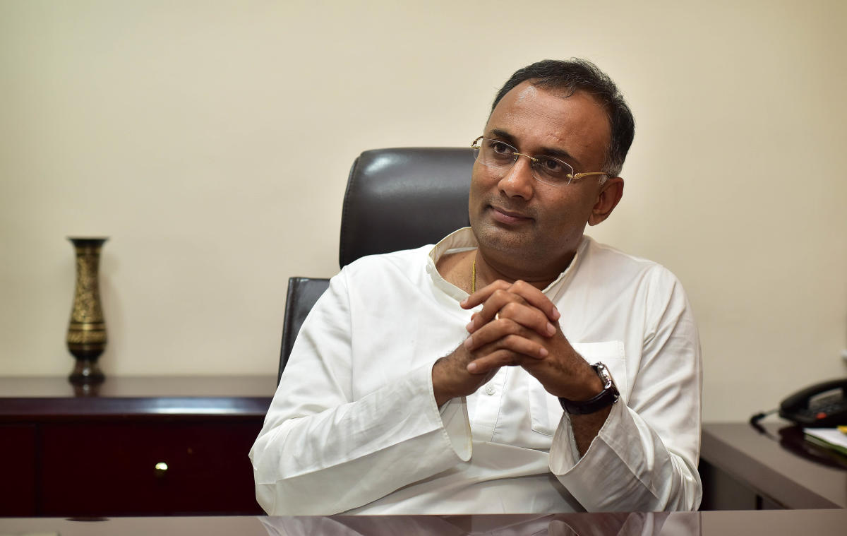 Dinesh gundu rao talks about governor speech
