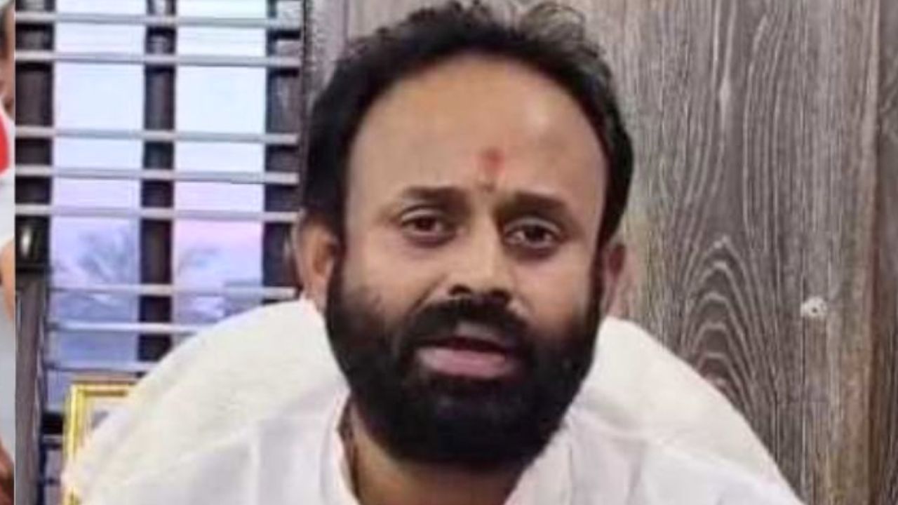 Rajeev Gowda and his friend also arrested in kerala border