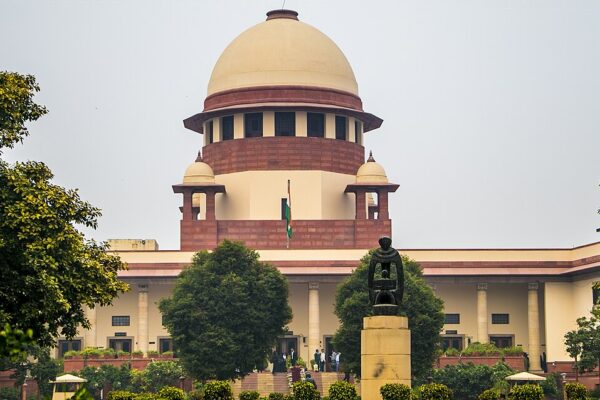 Supreme Court notice to state and central government