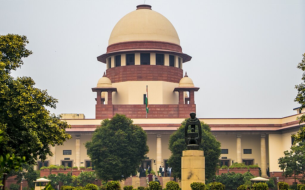 Supreme Court notice to state and central government