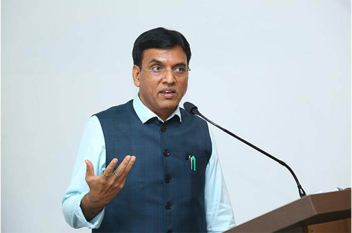 minister Mansukh Mandaviya about indian youths