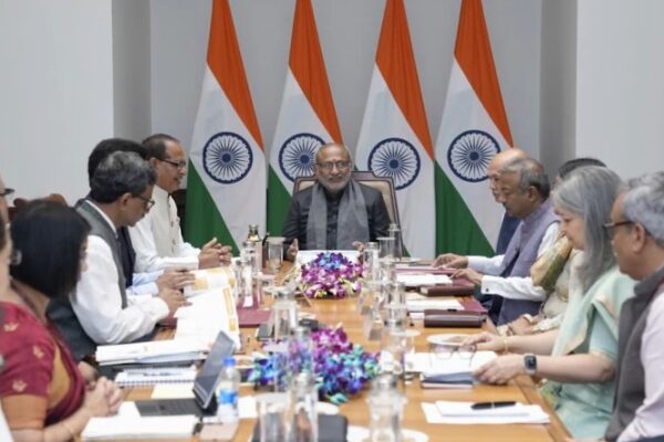 Central ministers teams meets vice president CP Radhakrishnan