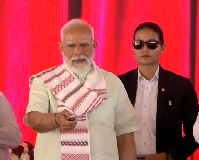 Narendra Modi inaugurated developmental work in delhi