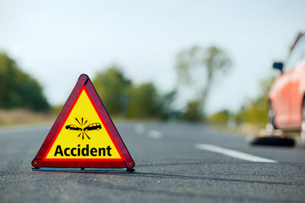 Road Mishap in chikkaballapura district 2 people lost life