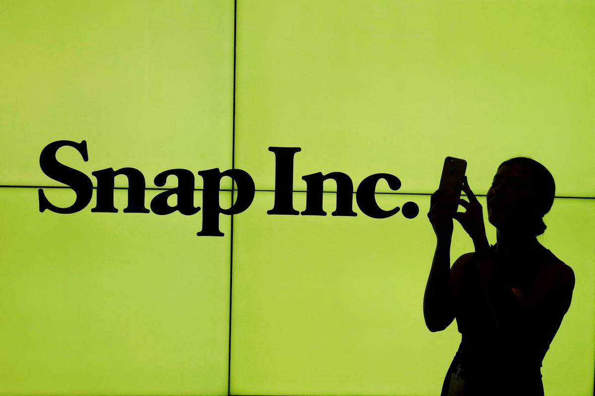Layoff started in Snap inc company
