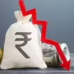 war effect again indian rupee hits low