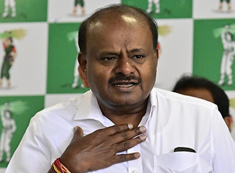 HD kumaraswamy questions about Vijay tvk guarantees