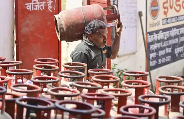 Lpg government gave important update regarding bookings