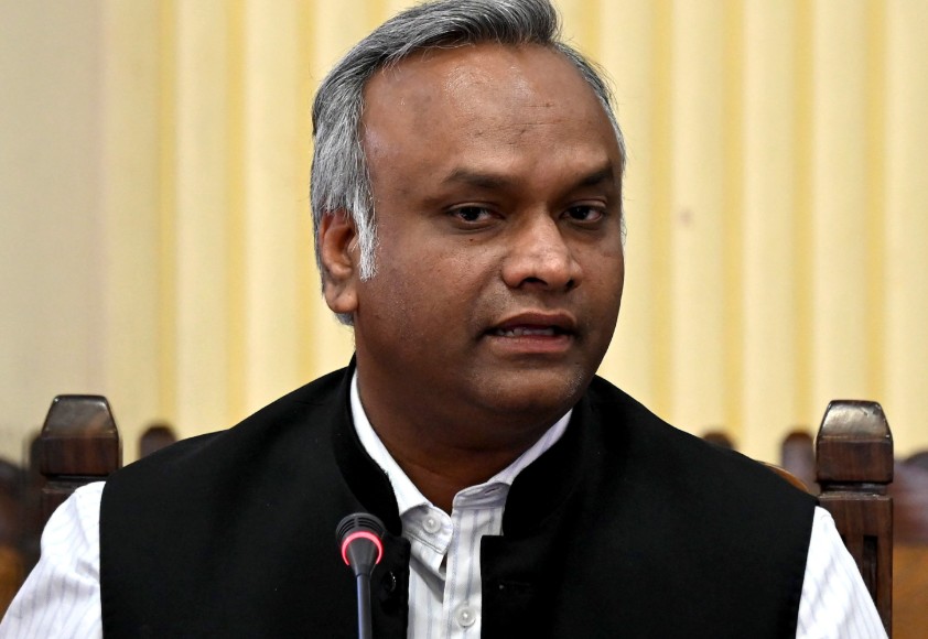 Priyank Kharge accused bjp and rss using lok bhavan as their office