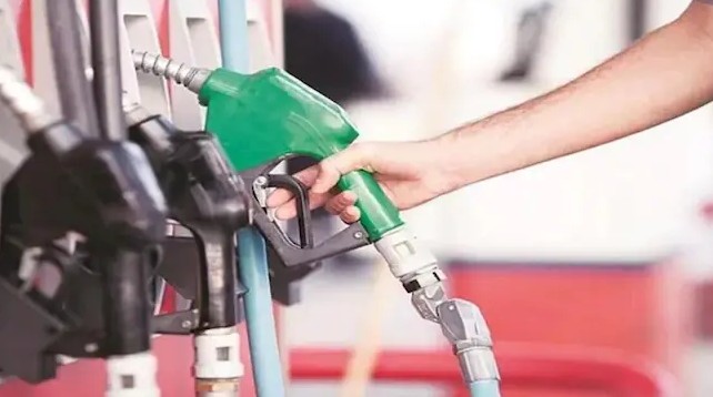 central government defends fuel price hike 5 rupees with in 8 days