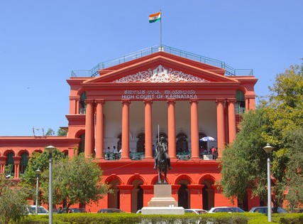 High Court takes class to KKRTC on accident case