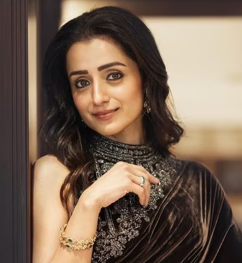 kollywood actress trisha krishnan rejected rajini and kamal big budget film for vijay