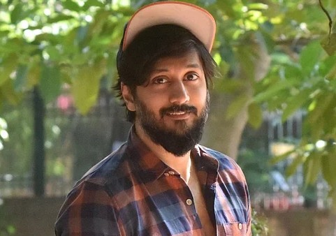 sandalwood actor Chetan registered police complaint against sara govindu