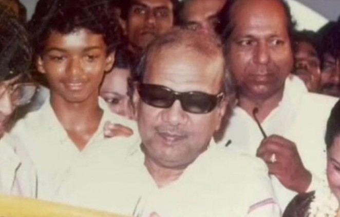 director RGV post about old photo of vijay with karunanidhi