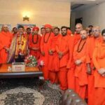 DK Shivakumar invited many swamijis