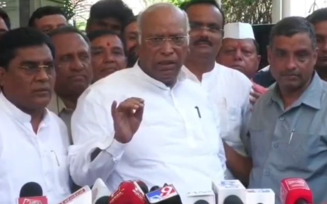 PM narendra modi only knows to talk mallikarjun kharge
