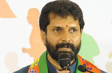 BJP Leader CT Ravi invites Priyank kharge to RSS branch