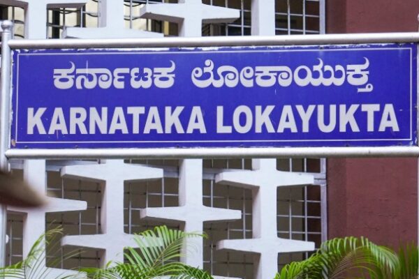 lokayukta raid on 24 gram panchayat offices in dharwad