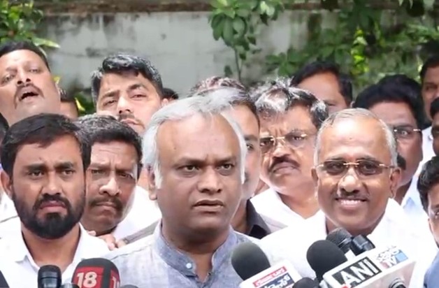 priyank kharge slams amit shah for not controlling migrants