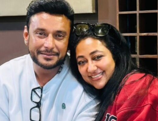 sandalwood vijayalakshmi darshan shares cute photo and darshan plea for supreme court