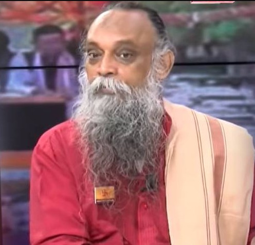 Assault on Live TV BJP Leader Hits Hindu Priest with Sandal for Questioning Ram Mandir Donation Funds