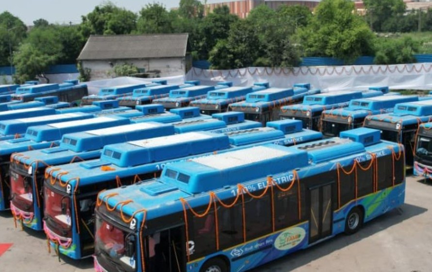 BMTC E Bus Mishaps Spark Alarm Flaws in Driver Recruitment and Training Exposed