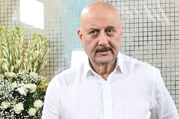 I Wont Back Down to Anyones Noise Anupam Kher Blasts Trolls Over Ram Mandir Donation Controversy