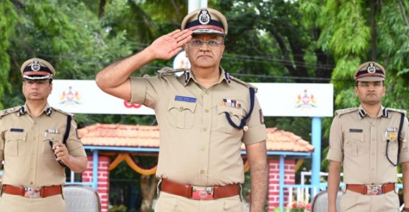 No Tolerance For Indiscipline seemath kumar Warns Of Direct Dismissal For Errant Officers