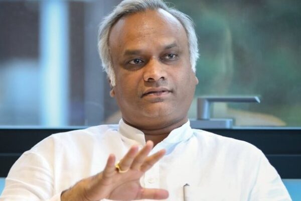 Priyank Kharge direct dare to BJP Show me one leaders son who is a full time RSS worker