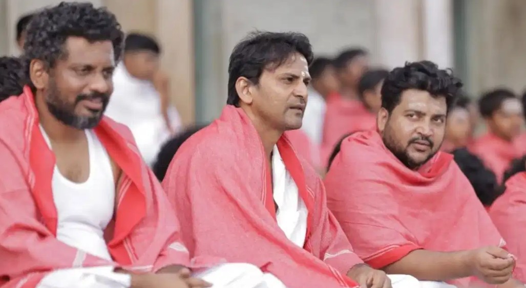 daali dhananjay write sprayer song for his new film mother promise