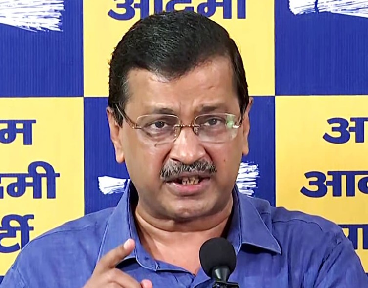 Government Run by Illiterates Arvind Kejriwal Attacks Centre Over Ethanol Policy and Sugar Shortage