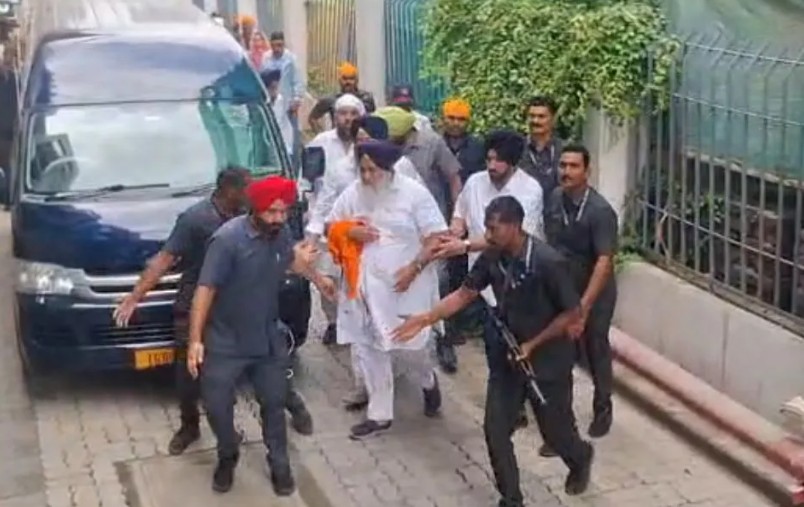 Big news SAD President Sukhbir Singh Badal Rushed to Hospital After Sharp Edged Weapon Attack in Nanded