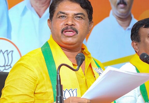 Hanur Firing Incident Opposition Leader R Ashoka Alleges Fake Encounter Demands Judicial Inquiry