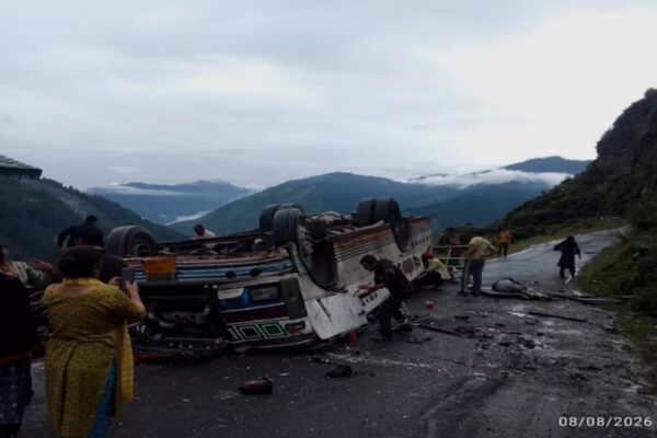 Himachal Pradesh Road Mishap 8 Killed 10 Critically Injured as Private Bus Flips Over