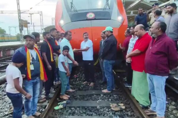 History Created in Western Ghats 20 Coach Vande Bharat Successfully Navigates Tough Sakleshpur Subrahmanya Route
