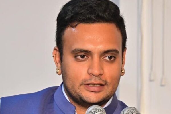 Respect Heritage Celebrate Peacefully MP Yaduveer Wadiyar on Mahisha Dasara