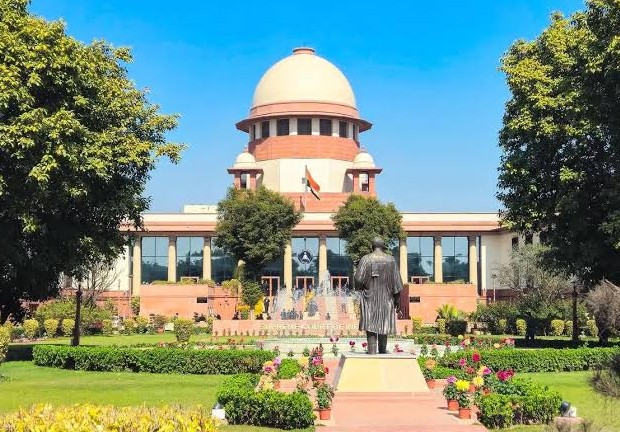 Supreme Court Gives 3 Month Deadline to Election Commission to Resolve TMC Symbol Dispute
