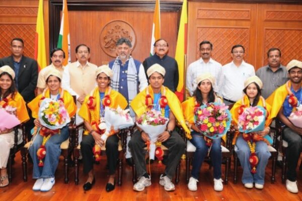 Vidhana Soudha Honors Asian Games Achievers MR Poovamma Shreyanka Patil and Others Felicitated