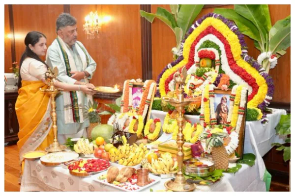 Ayudha Pooja Celebrations CM DK Shivakumar and Wife Usha Offer Prayers at Vidhana Soudha