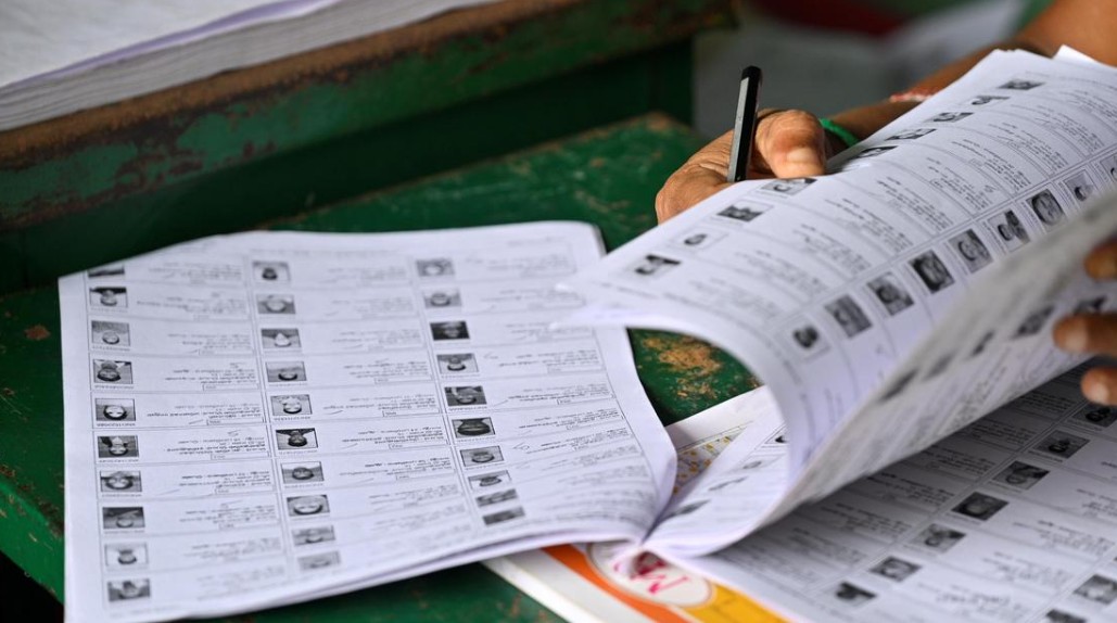 SIR Indore Voter Deletions Controversy MP High Court Directs Information Commission to Decide RTI Appeal in 45 Days