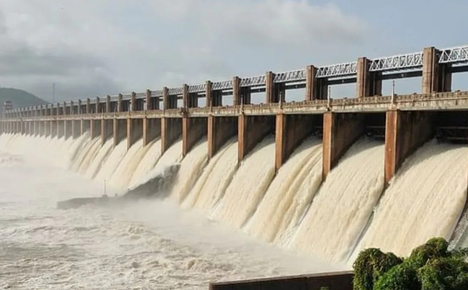 Reservoir Levels Drop to 60 Massive Deficit of 291 TMC Compared to Last Year