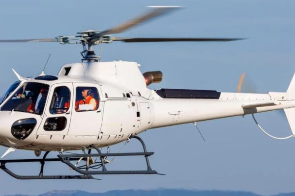 Shocking Technical Snag Forces Precautionary Landing of Kedarnath Pilgrims Helicopter in Uttarakhand