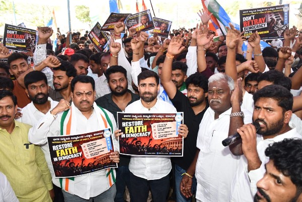 NSUI Demands Arrest of Chief Election Commissioner Gyanesh Kumar Over Alleged Voter Roll Tampering