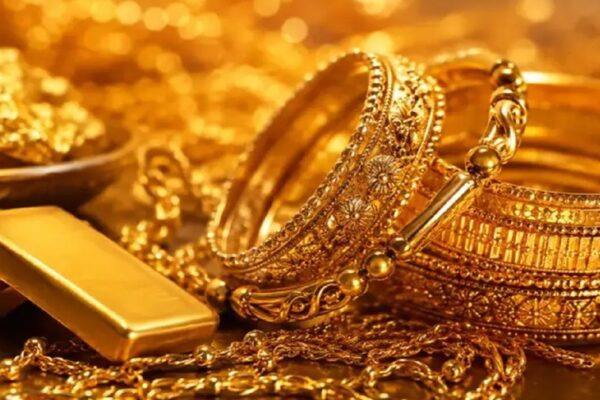 Will 10 Grams of Gold price Hit Rs 2 Lakh This Diwali Market Experts Share Insights